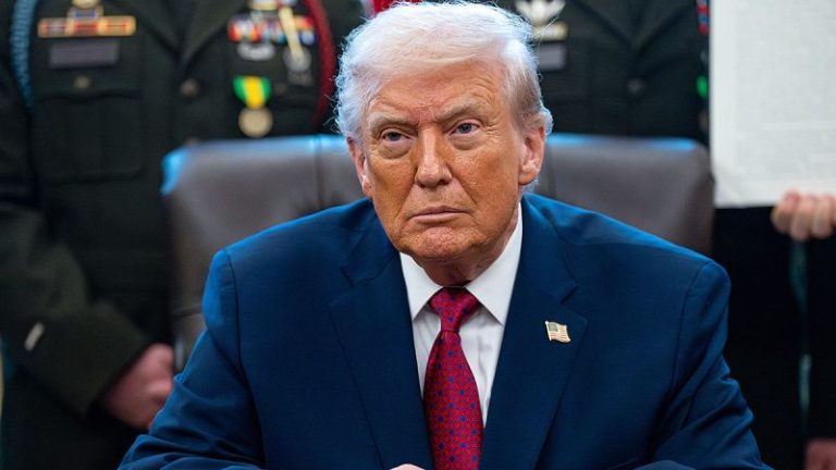 Trump to cut federal payments to sanctuary cities starting Feb 1 over immigration policies